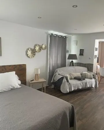 Apartment Paradise *